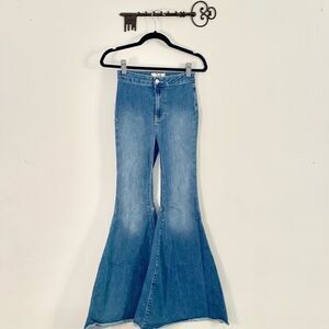 We The Free Flare Jeans Women’s 24 High Rise Bell Bottom Wide Leg Boho